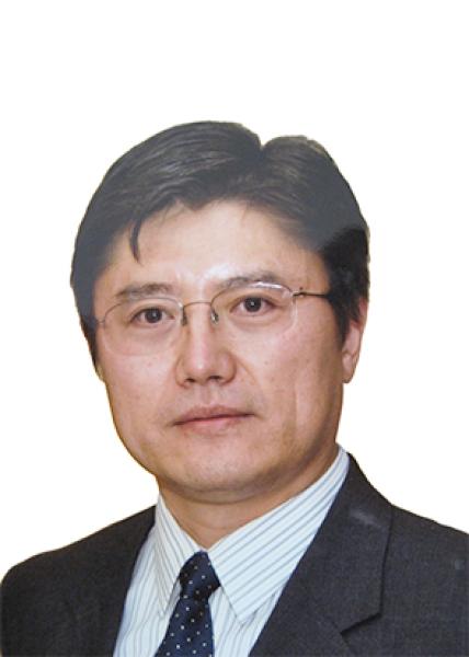 史伟