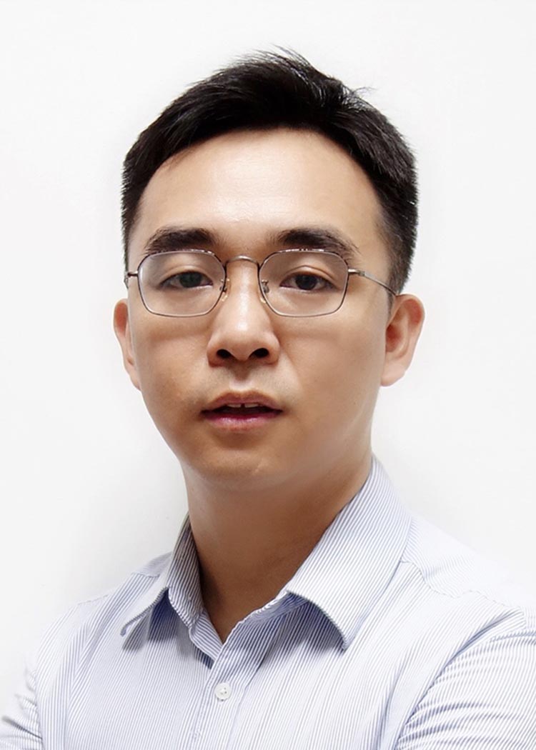 蒋鑫龙