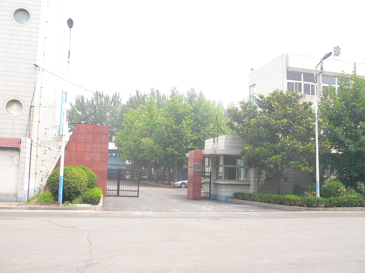 济南海富塑胶有限公司 Logo
